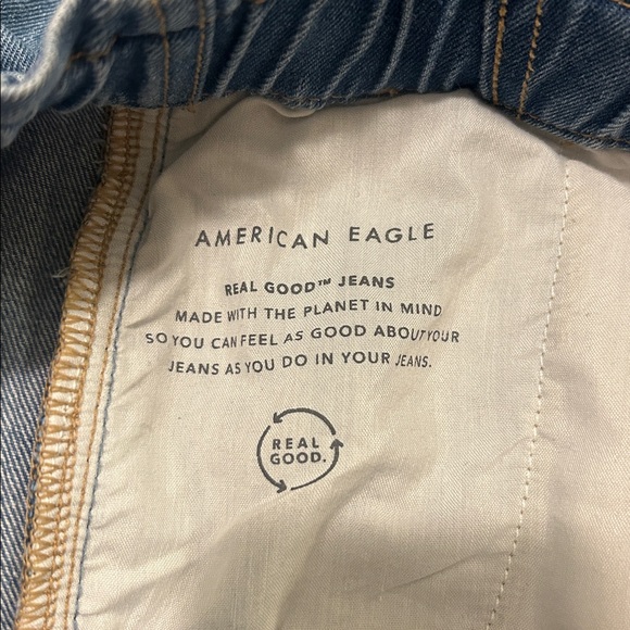 American Eagle Outfitters “Baggy Mom Jean” - Size 8 - Picture 10 of 14